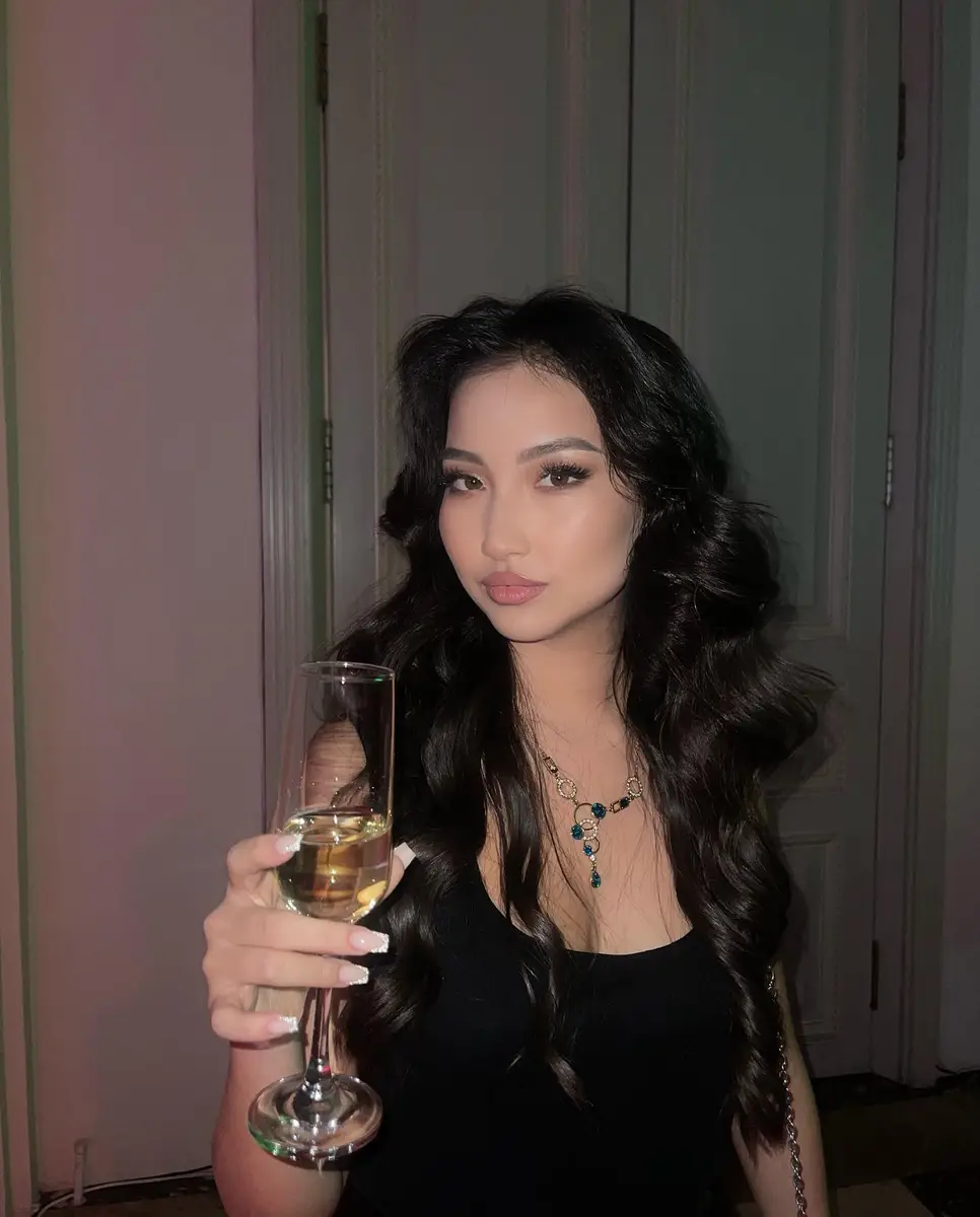 Malen profile in Bangkok